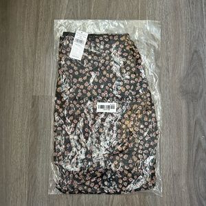 [AE] Printed Slit Mini Skirt